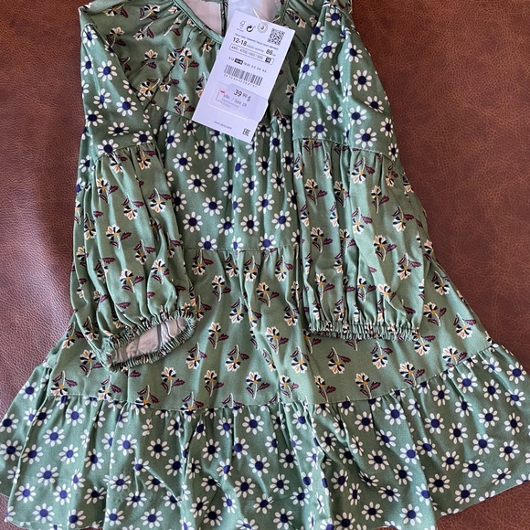 Zara dress - Picture 2 of 3